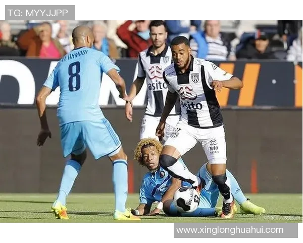 埃因霍温主场迎战赫拉克莱斯期待精彩对决与激烈竞争